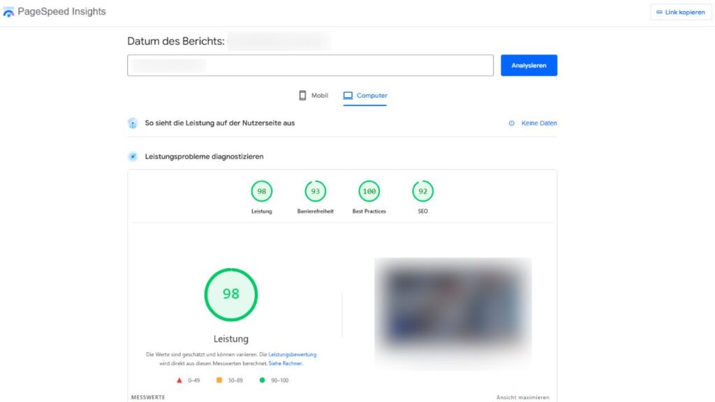 Screenshot aus Google PageSpeed Insights mit 98/100 Punkten für Leistung, zeigt technische Optimierung einer Website im Desktop-Modus.